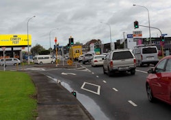 AUCKLED23-1 Northbound on GSR Penrose
